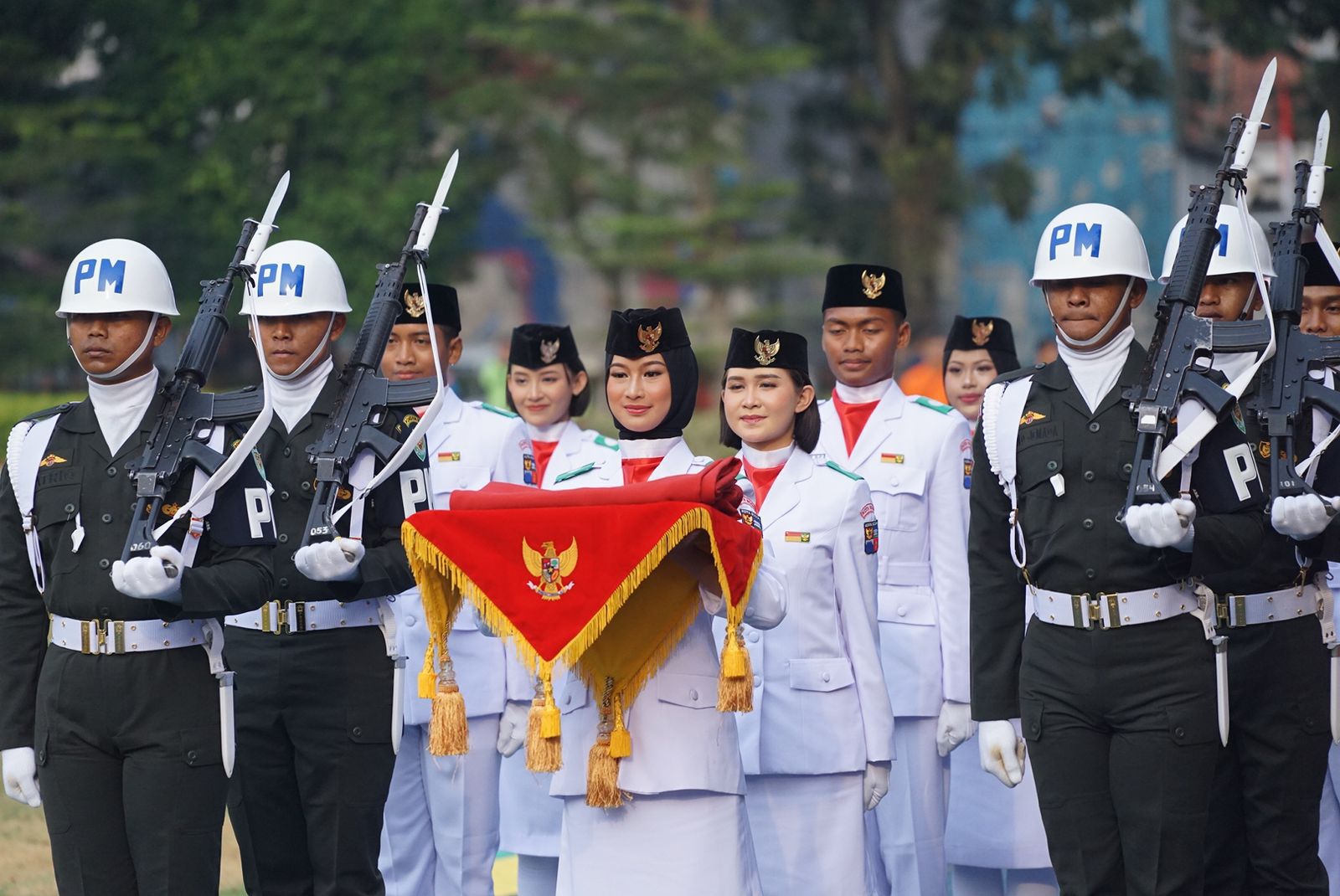 Sosok Muthi Halimah Ibtihal, Pembawa Baki Paskibraka Kota Bogor 