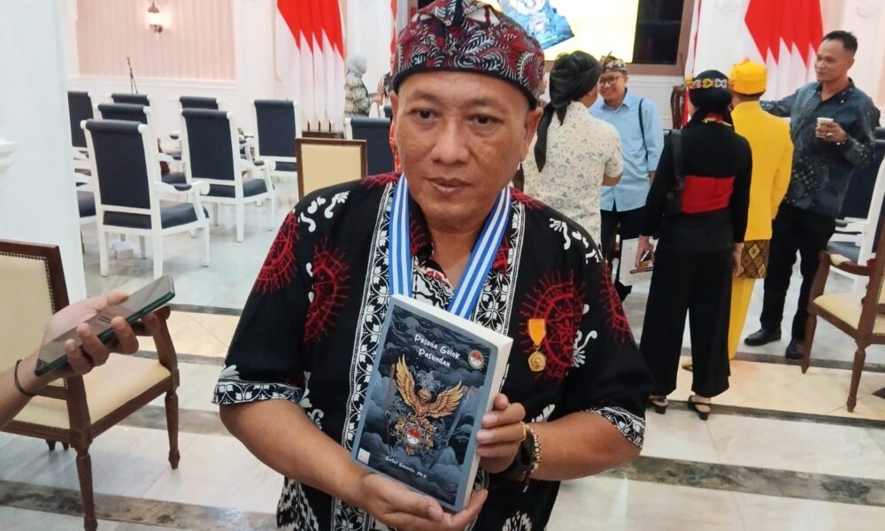 Ratusan Pesona Golok Pasundan Dibukukan 