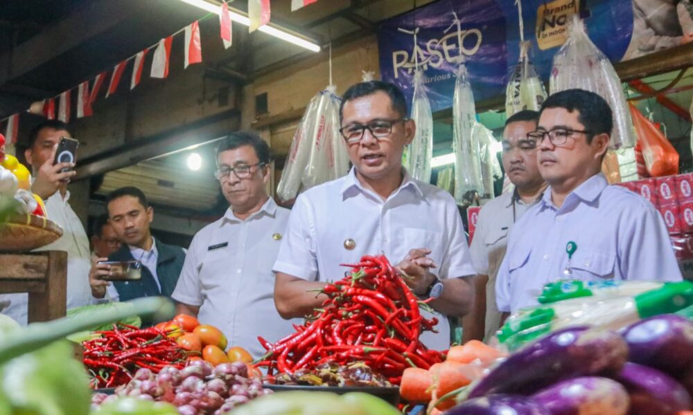 Saat Pj Wali Kota Bogor Cek Komoditas Pasar hingga Alun-alun 