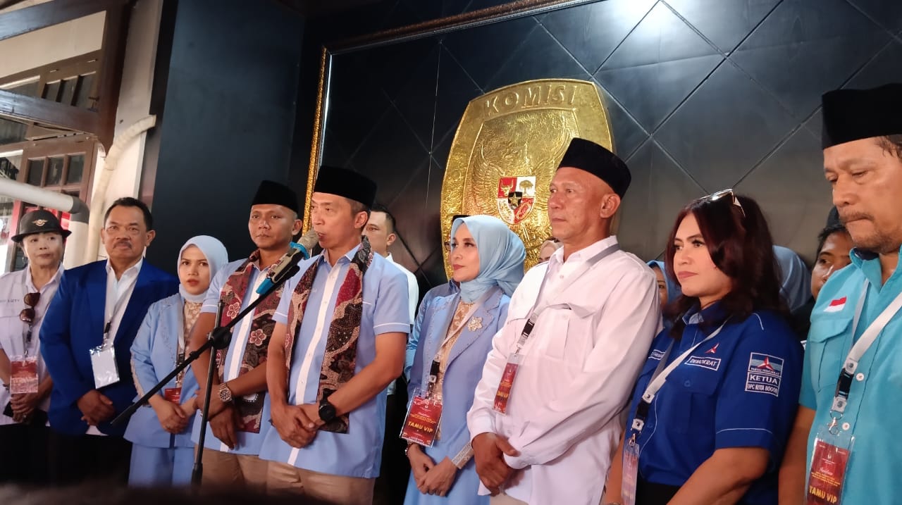 Dedie-Jenal Paslon Pertama Daftar ke KPU Kota Bogor 