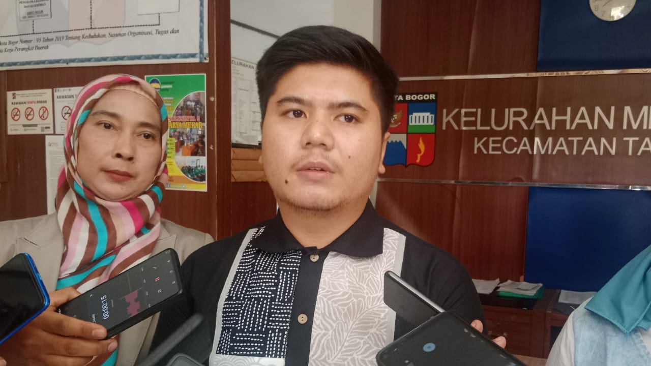 Banu Bagaskara Tindaklanjuti Aduan Bansos RTLH di Mekarwangi