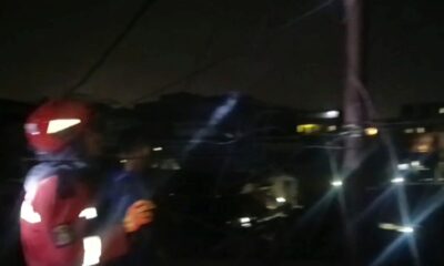 Kabel Listrik di Gudang Percikan Api, Damkar Sigap Tangani 