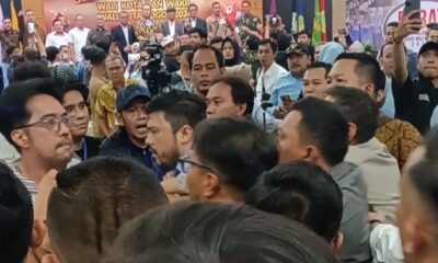 Pendukung Dedie dan Sendi Nyaris Bentrok di Debat Paslon