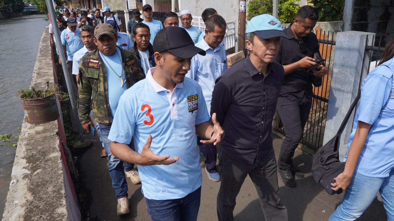 Dedie Rachim Apresiasi Pemuda Kampung Pulo Inisiasi Cisadane Herang