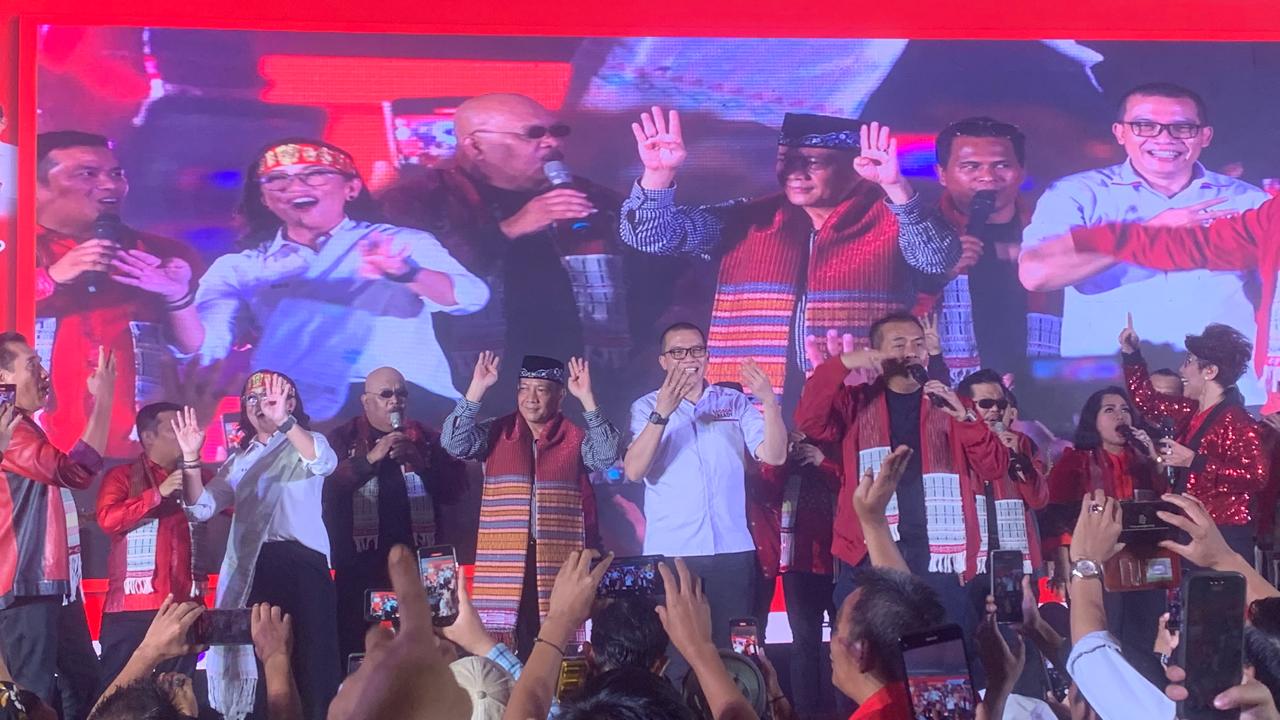 Di Pos Ma Roham, Komunitas Anak Rantau Sumatera Dukung Rena-Teddy