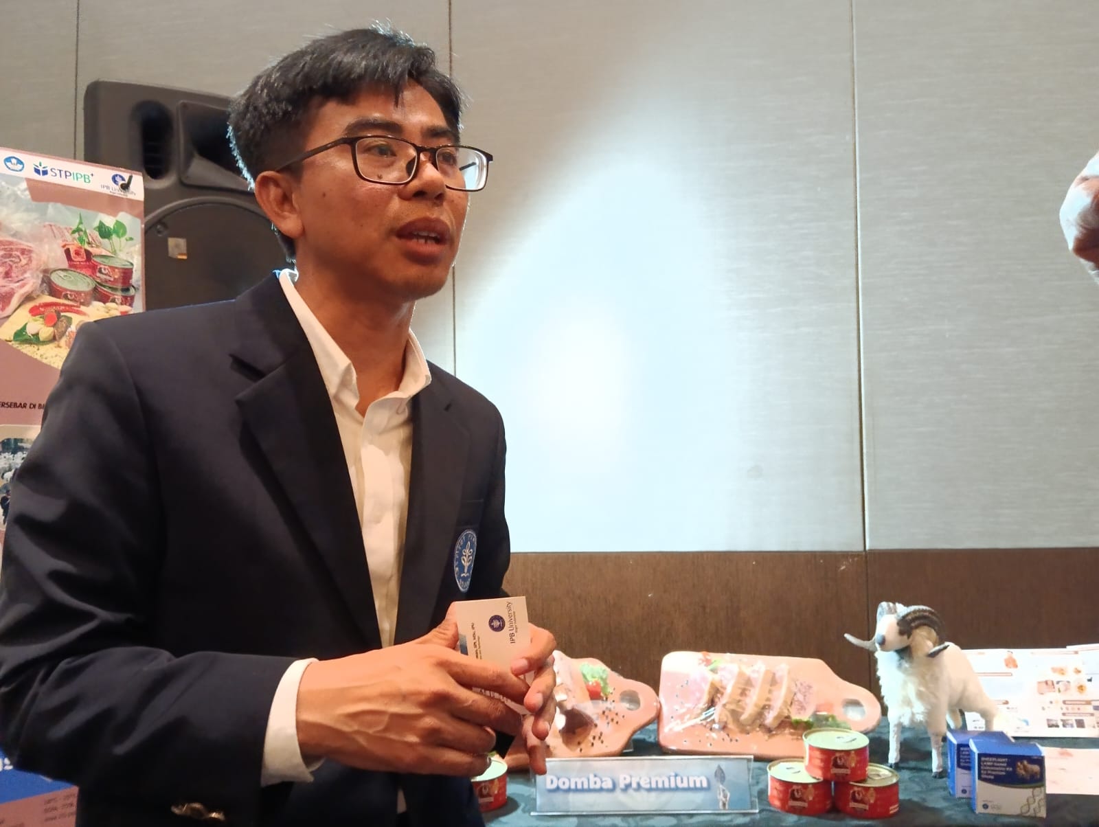 IPB University Perkenalkan 3 Inovasi Baru, Salah Satunya Bayi Tabung pada Hewan Langka