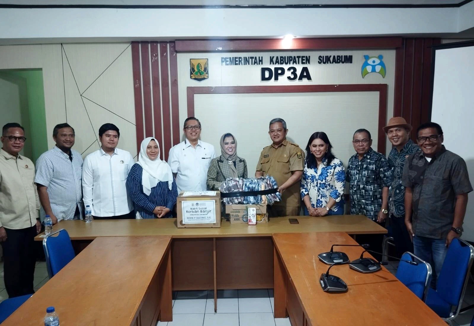 Pansus DPRD Kota Bogor Bantu Korban Bencana Sukabumi