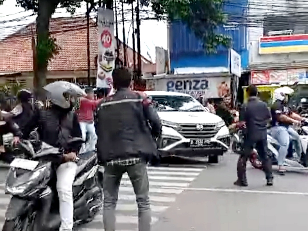 Kasus Pemobil Tabrak Pemotor di Jalan Siliwangi Berakhir Damai