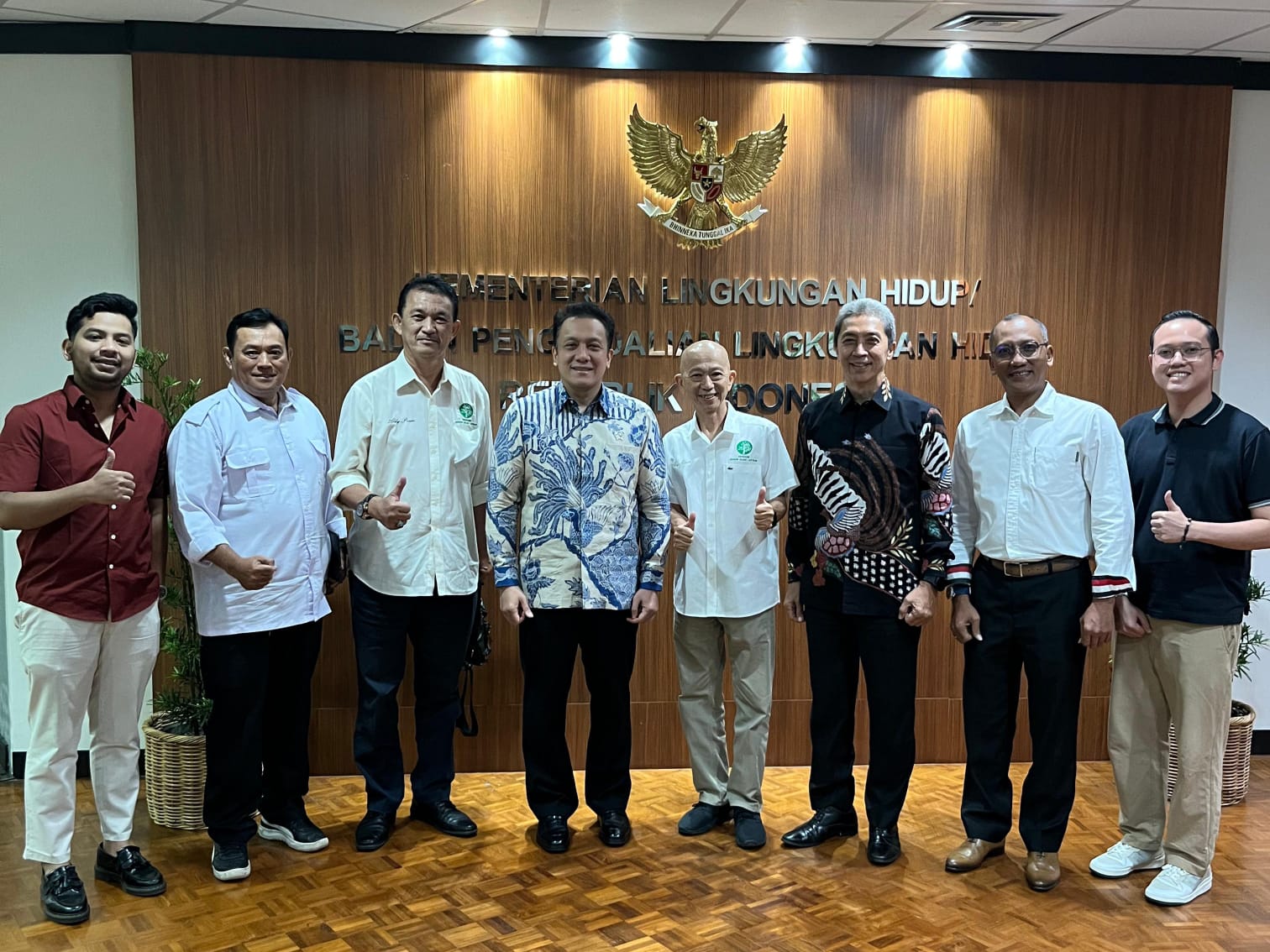 Bertemu Wamen LH, Dedie Rachim Sampaikan Persoalan Sampah