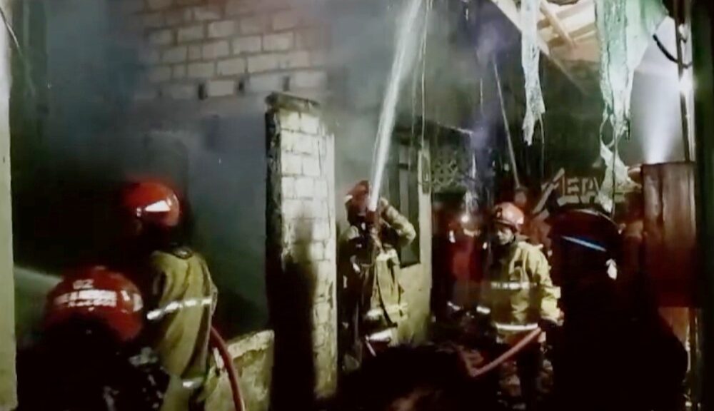 Kebakaran di Cibogor Kota Bogor, 3 Rumah dan Motor Terbakar