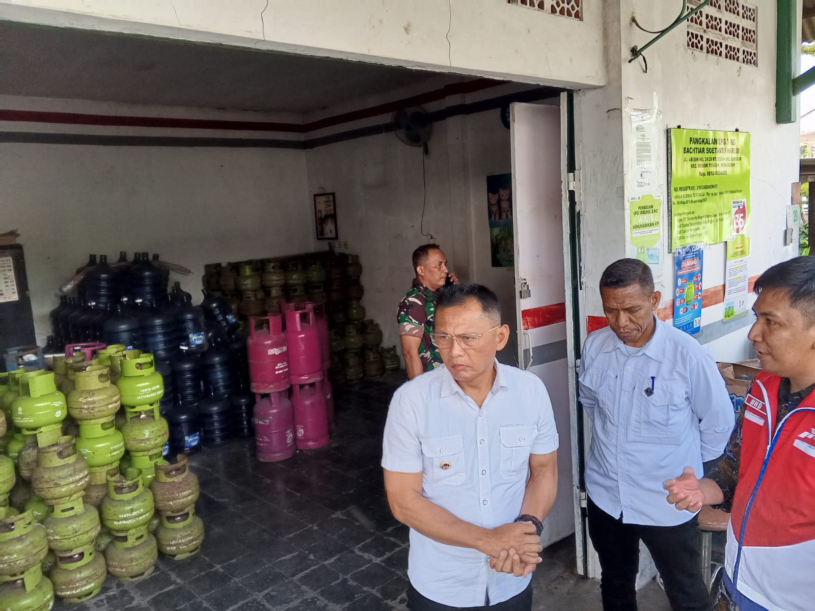 Tinjau Pangkalan LPG 3 Kg, Pj Wali Kota Bogor Pastikan Distribusi Lancar