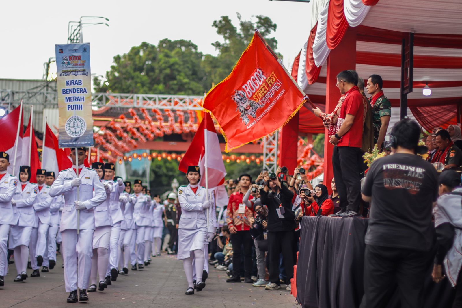 Ragam Budaya Bersatu di Bogor Street Festival Cap Go Meh 2025 