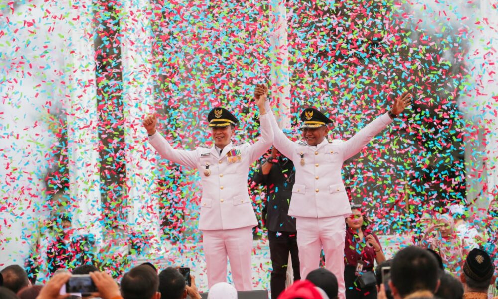 Cetak Sejarah Baru, Dedie Rachim dan Jenal Mutaqin Resmi Bertugas