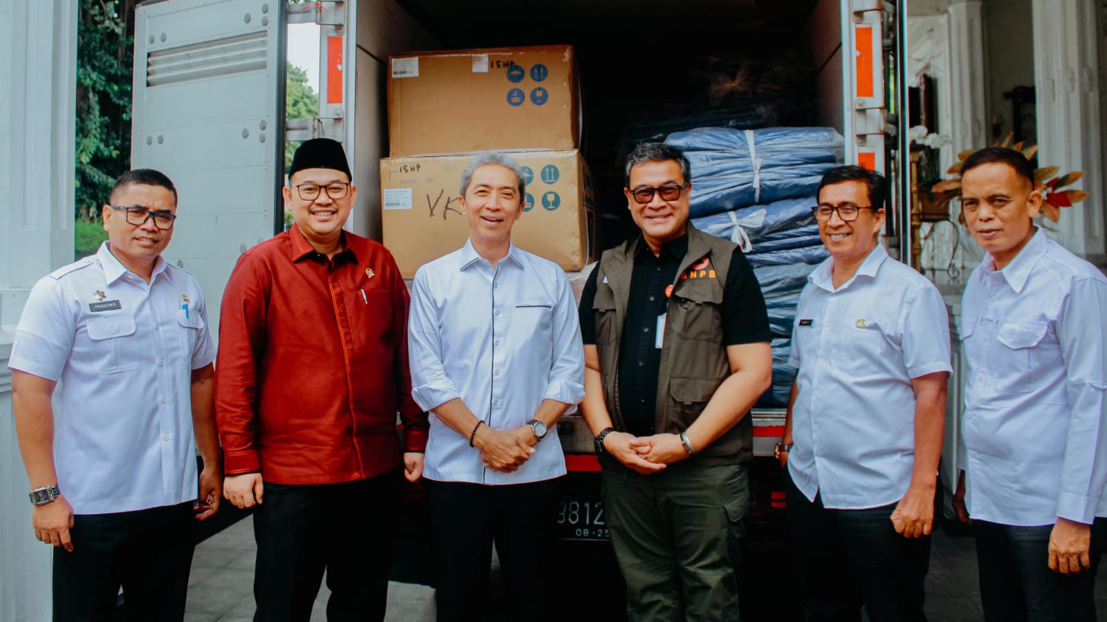 BNPB dan DPR RI Beri Bantuan Penanganan Bencana di Kota Bogor