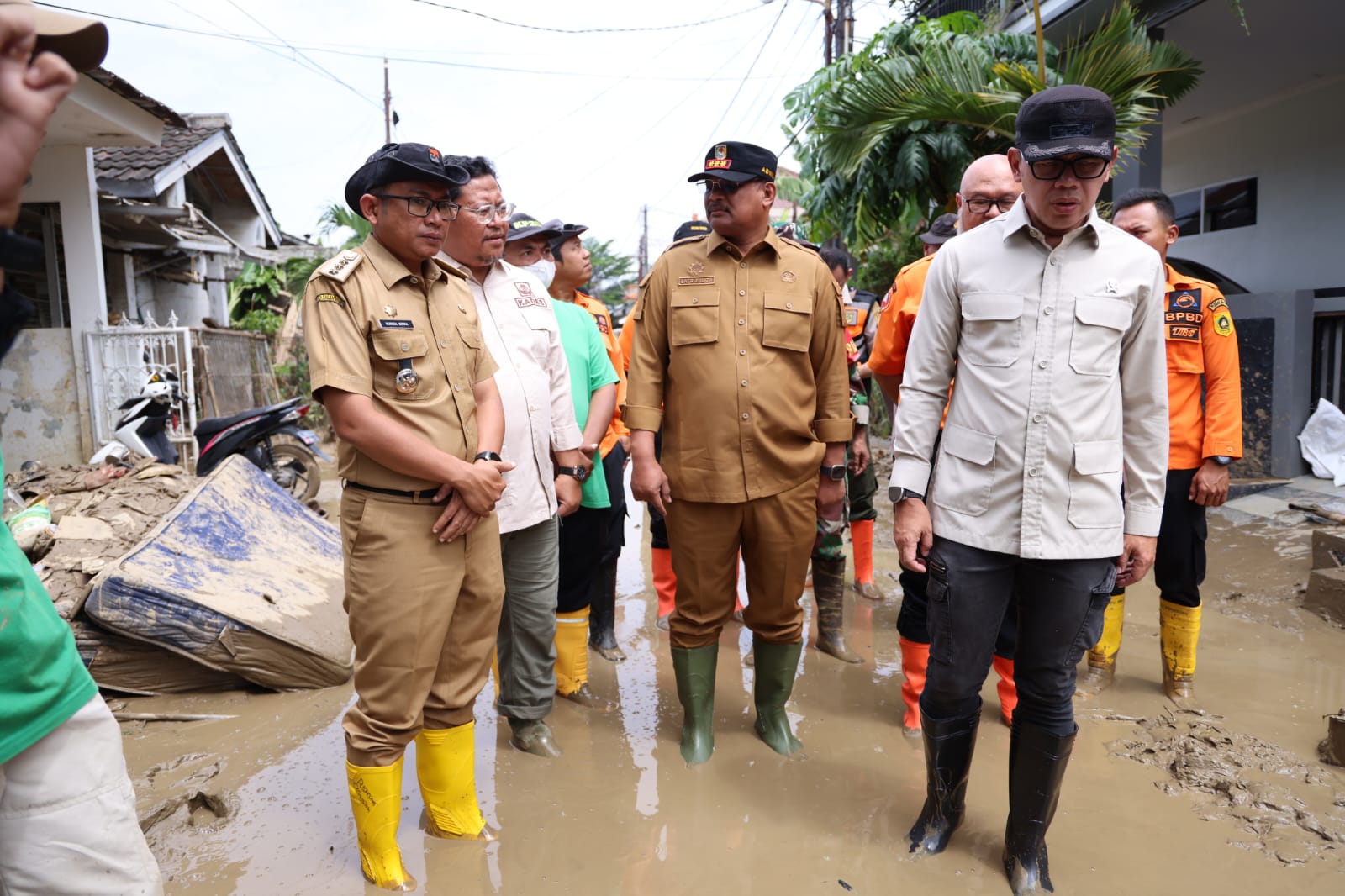 Usai Bupati Bogor, Wamendagri Pastikan Mitigasi Bencana Banjir di Bojongkulur