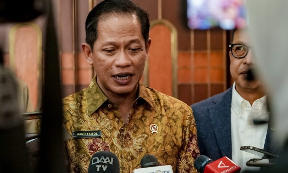 Menteri LH Ajak Pelaku Industri Antisipasi Dampak Kemarau bagi Lingkungan