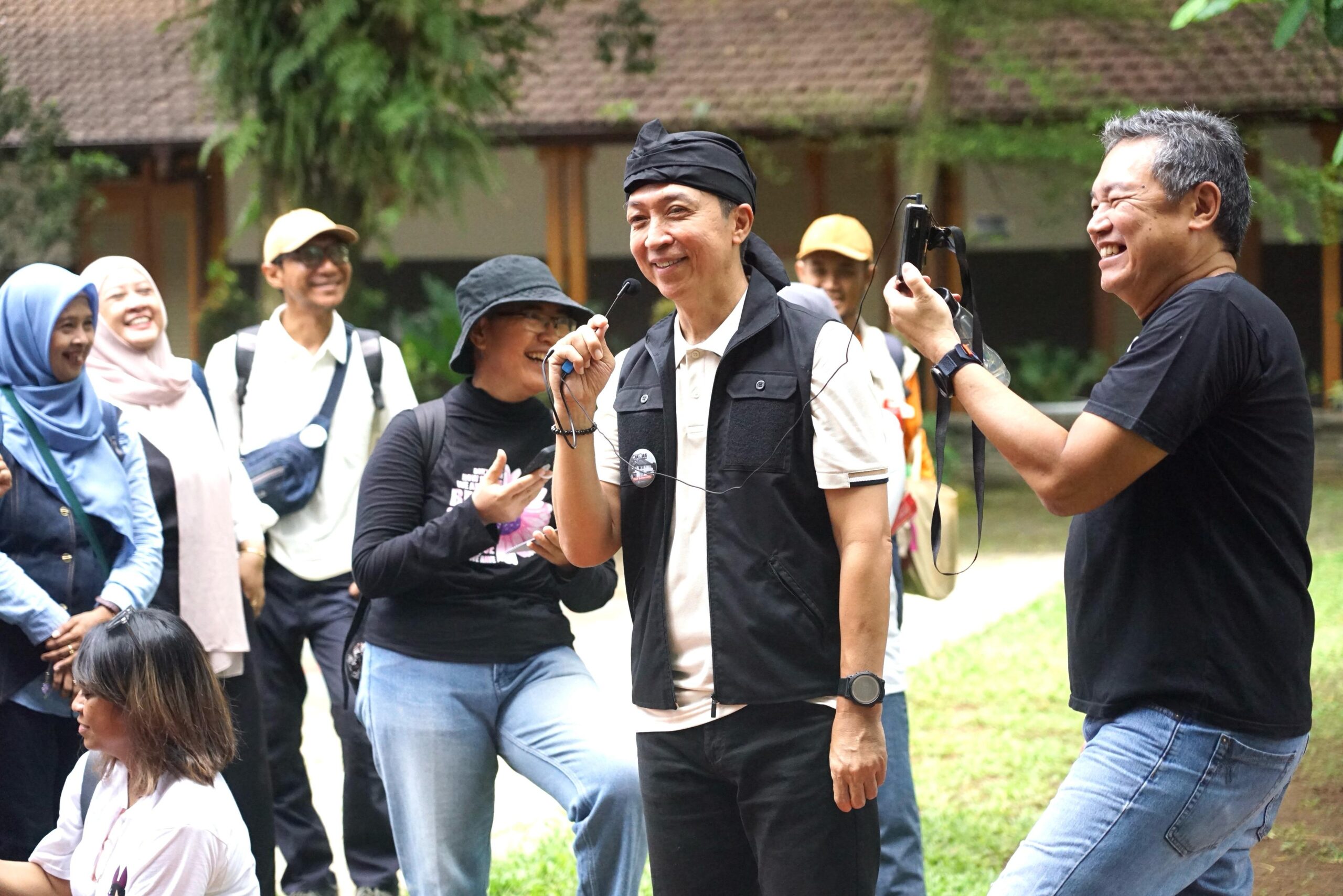 Susur Sejarah Kota Bogor, Dedie Rachim Mendadak Jadi Tour Guide 