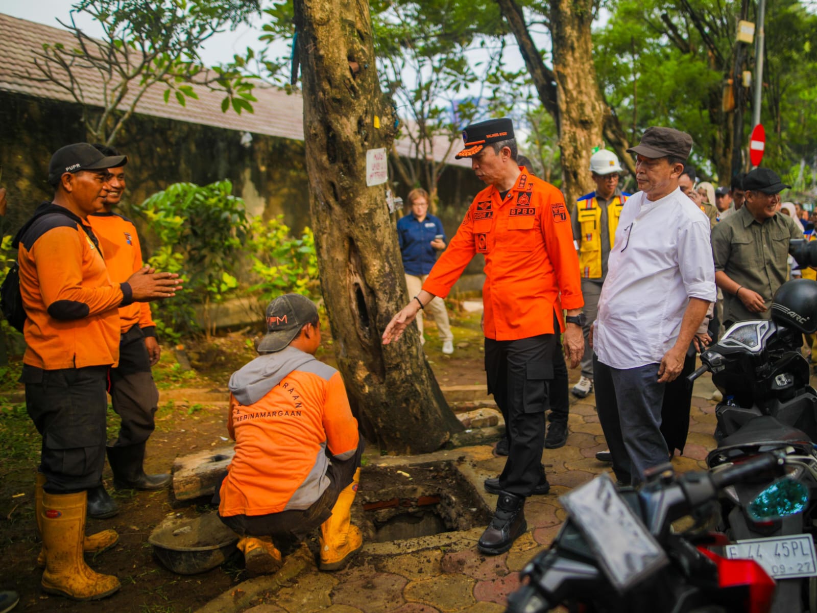 Respon Aduan Banjir Lintasan di Jalan Malabar Ujung, Pemkot Normalisasi Drainase