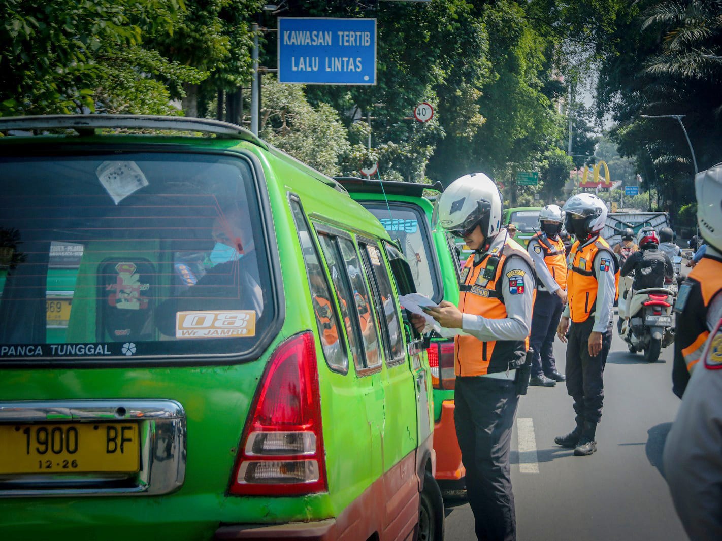 Puluhan Angkot Tak Bersurat Terjaring Operasi di Kota Bogor