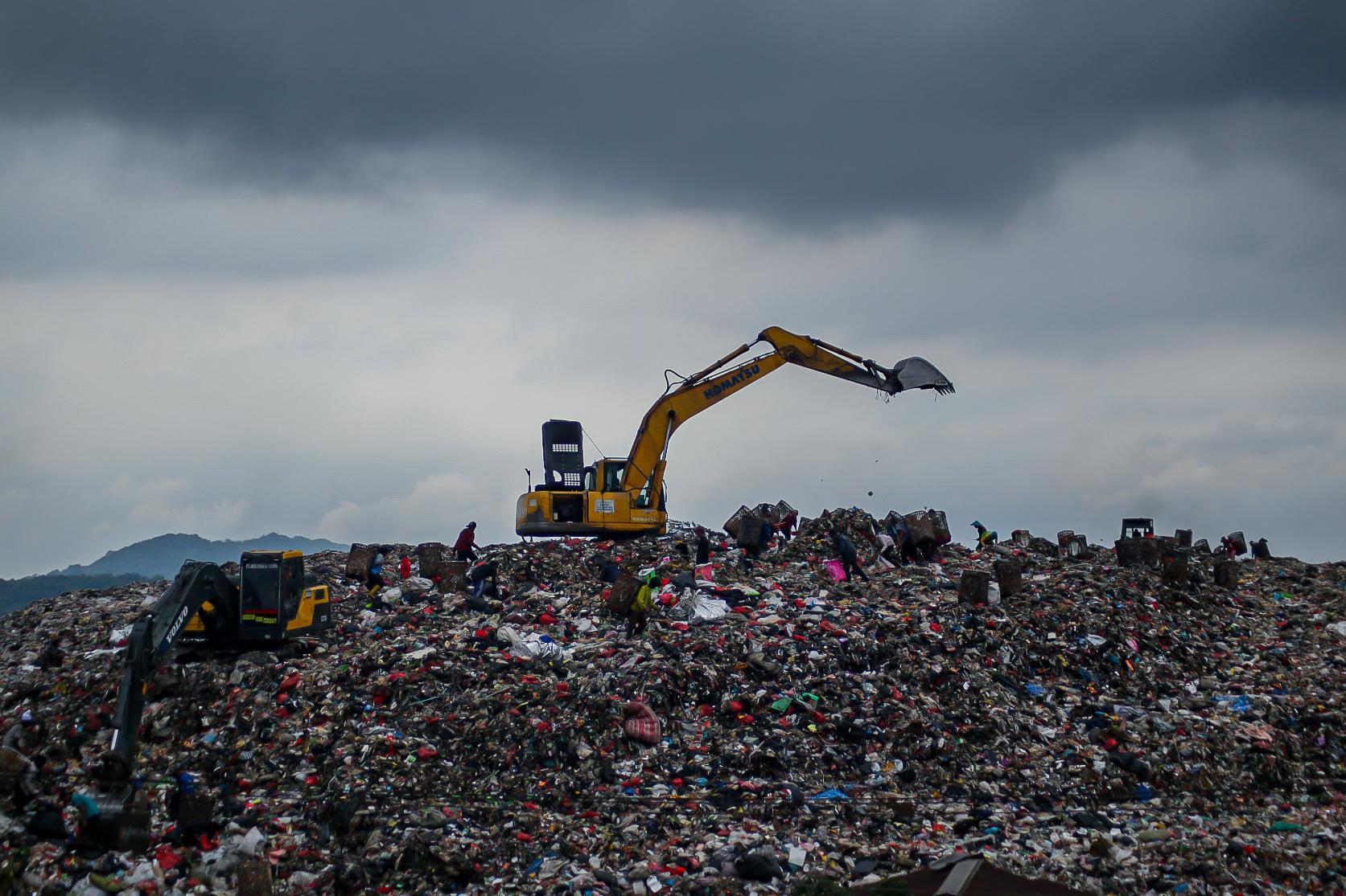 2 Daerah Matangkan Kerja Sama Pengelolaan TPAS Galuga