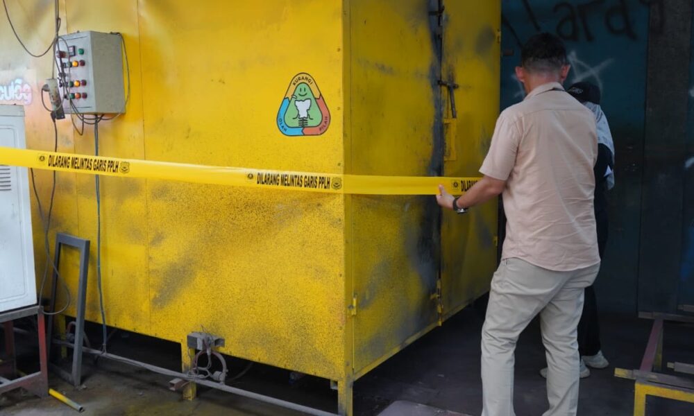 Diduga Cemari Lingkungan, DLH Segel Perusahaan di Citereup