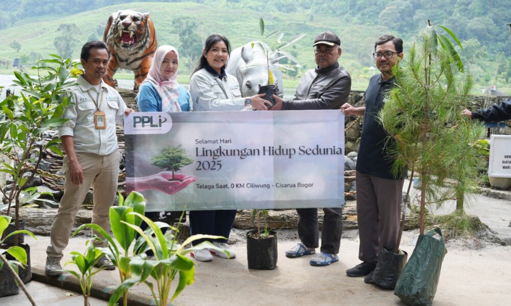 Dari Hulu untuk Hilir, PPLI Hijaukan Titik Nol Kilometer Sungai Ciliwung