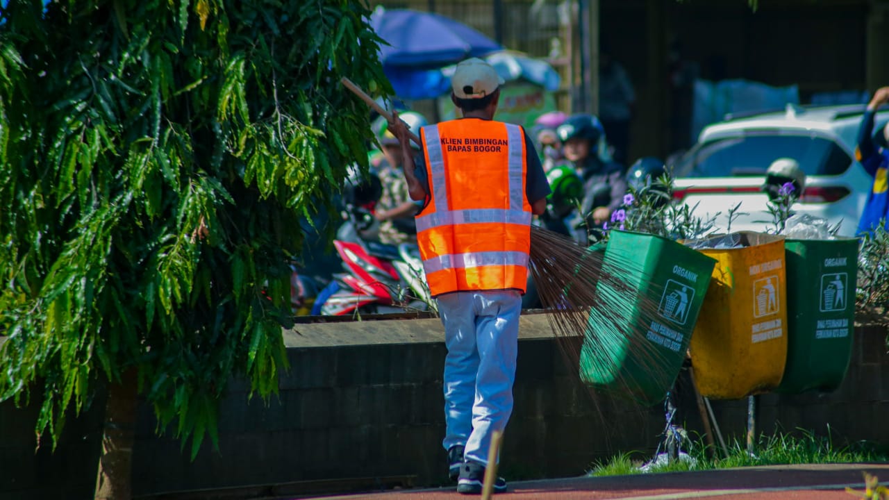 Bapas dan Pemkot Bogor Sosialisasi KUHP Baru Lewat Aksi Sosial