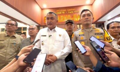 Dikeluhkan Warga, Jalan Cinangneng-Tenjolaya Diperbaiki Tahun Ini