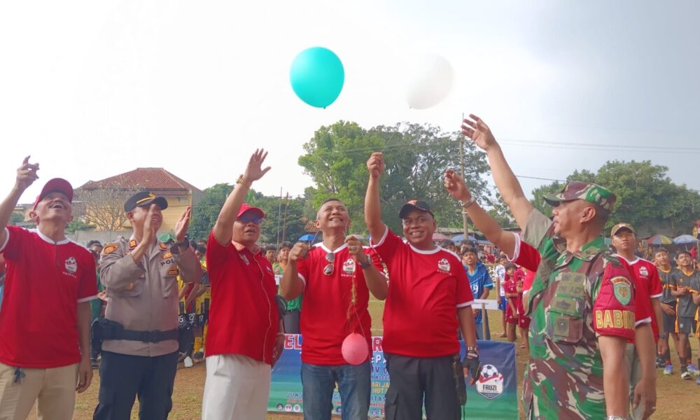 Puluhan Tim U-15 Berlaga di Turnamen Sepak Bola Fauzi Cup