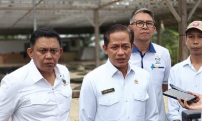Menteri LH Pantau Langsung Pembongkaran Bangunan di Hulu DAS Ciliwung