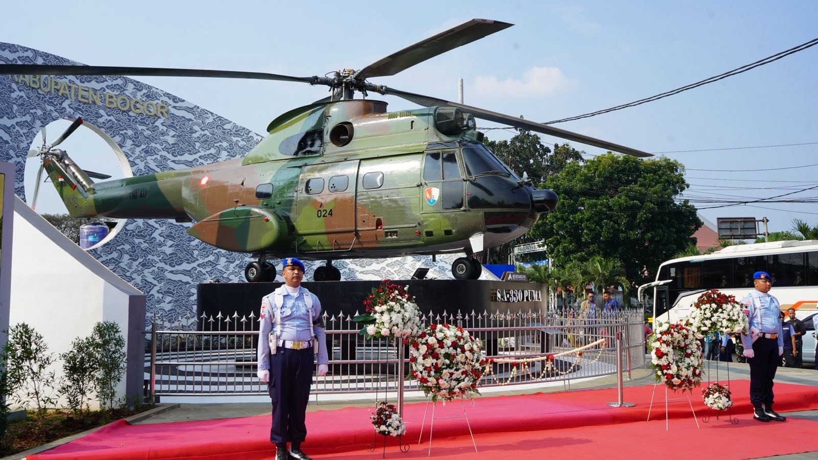 Jejak Helikopter S.A-330 Puma: Dari Operasi Militer hingga Monumen di Bogor