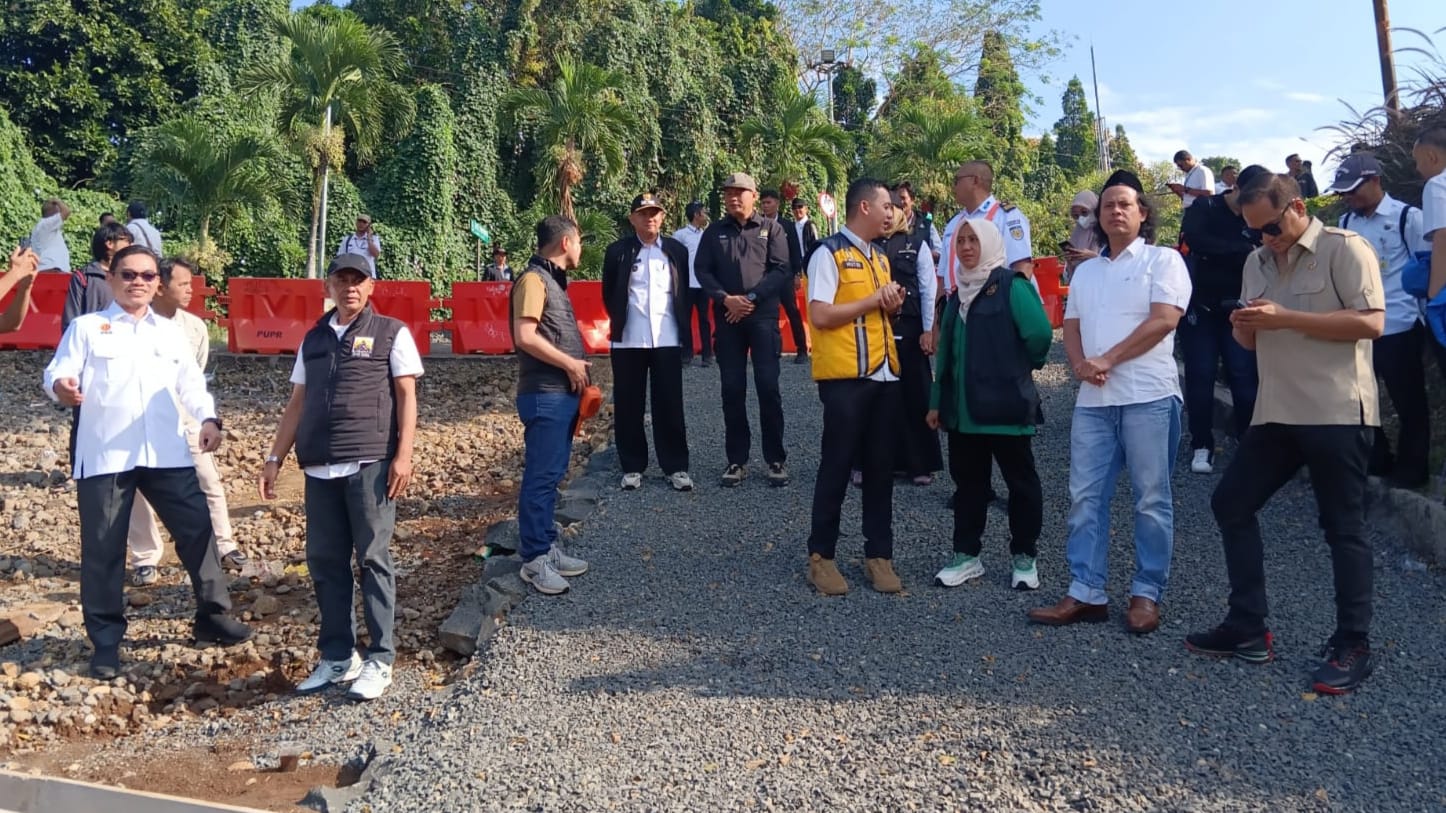 Banggar Sidak Perbaikan Jalan Saleh Danasasmita dan Lahan Trase Baru