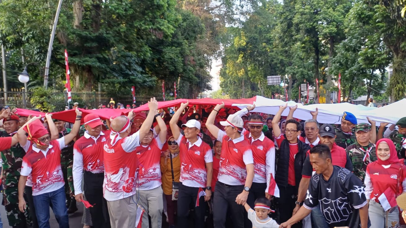 Di Kirab Merah Putih, PWI Kota Bogor Turut Kobarkan Semangat Persatuan