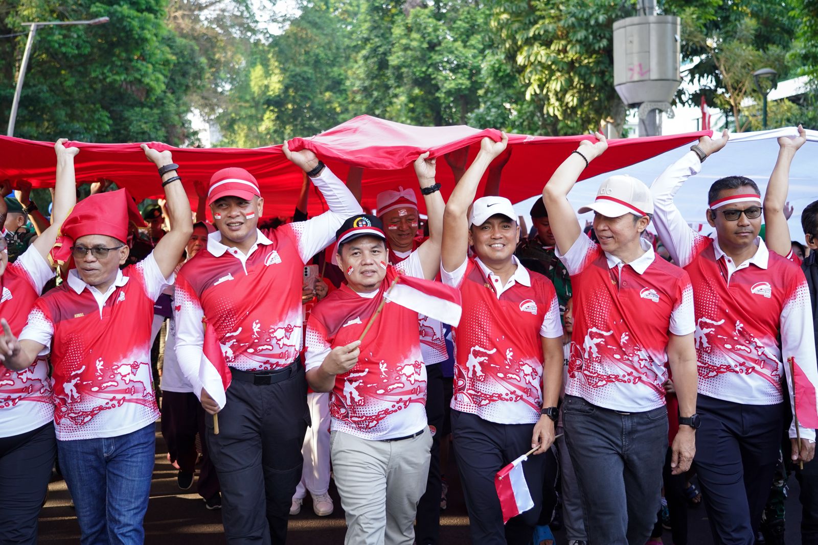 Ikuti Kirab Merah Putih, Adityawarman : "Kebhinekaan Kota Bogor Harus Dijaga"