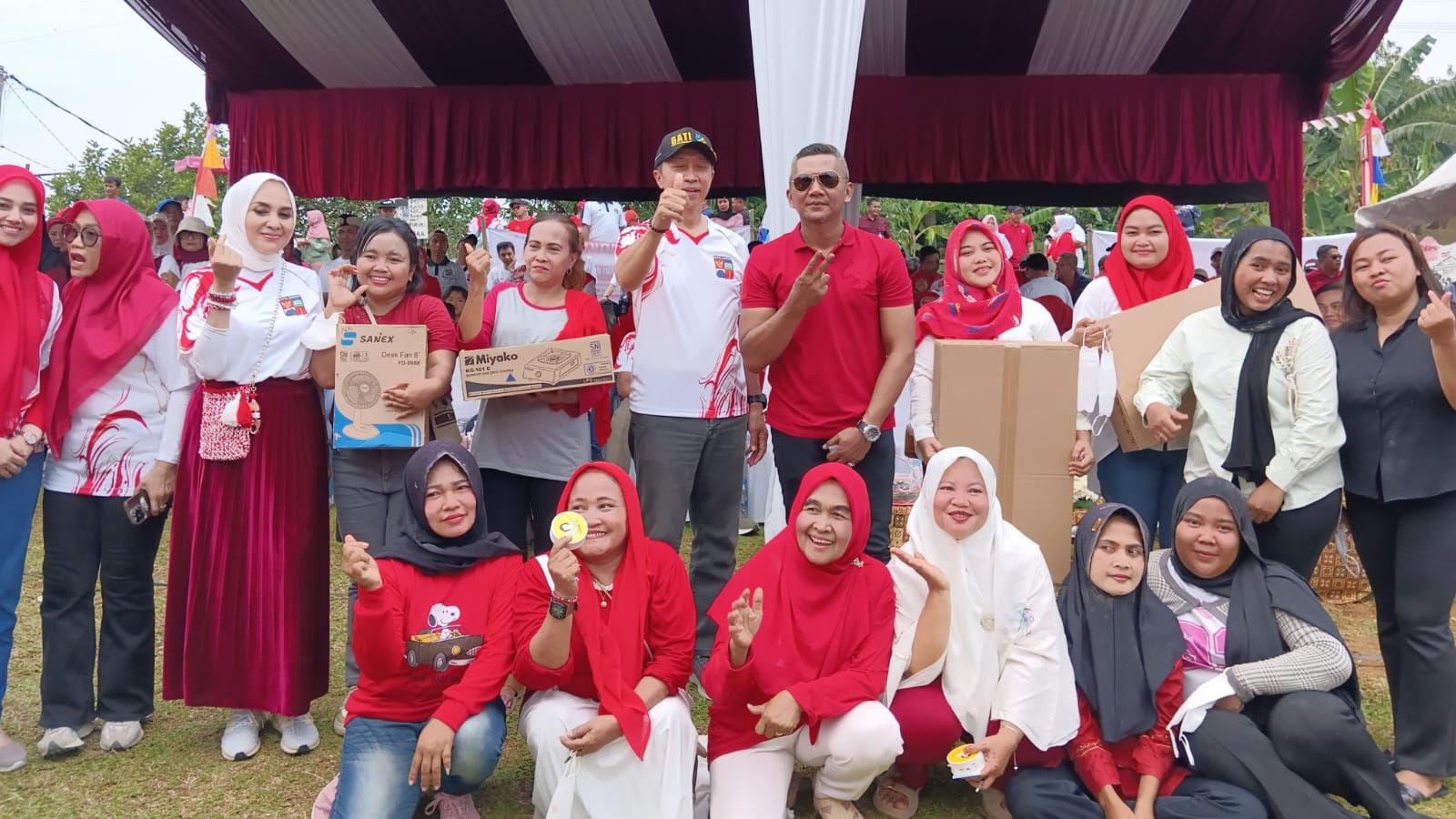 Meriahnya Pesta Rakyat Disambut Antusias Warga 