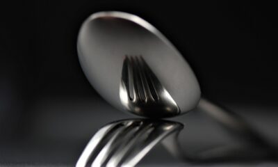 Mitos atau Fakta? Garpu dan Sendok Logam Bisa Percepat Empuknya Daging