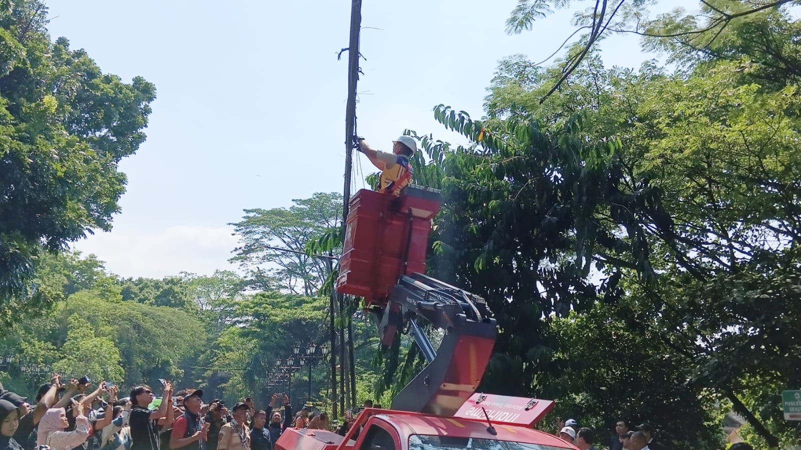 Penataan Kabel Udara ke Tanah di Kota Bogor Terkendala Izin