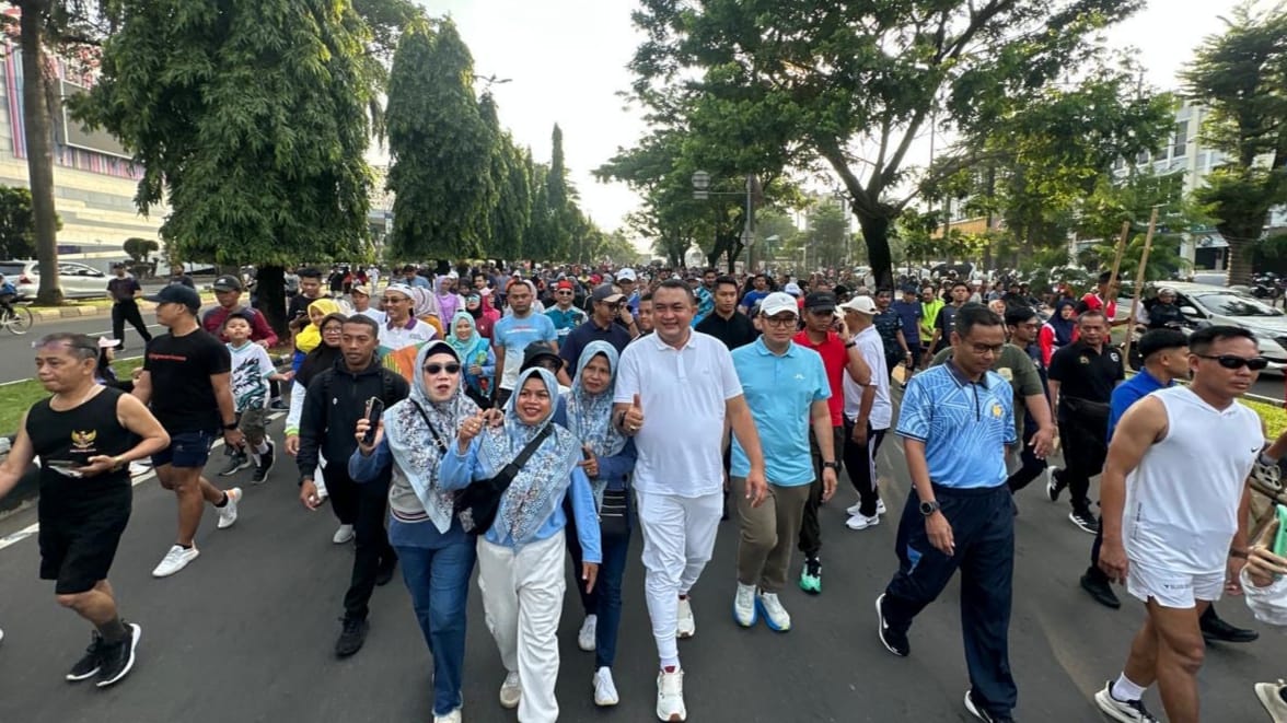 Momen Bupati Rudy Susmanto Bersama Warga Ikuti CFD Tegar Beriman