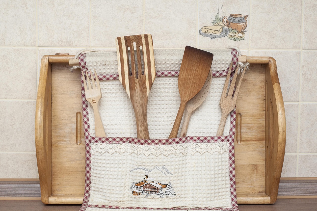 Jangan Salah Pilih Spatula? Ini Saran Ahli Biomedik IPB University