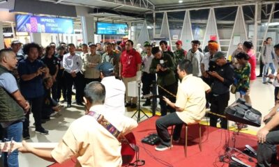 Musisi Jalanan Tampil di Pojok Ekspresi Stasiun Bogor, Menbud Fadli Zon Beri Apresiasi