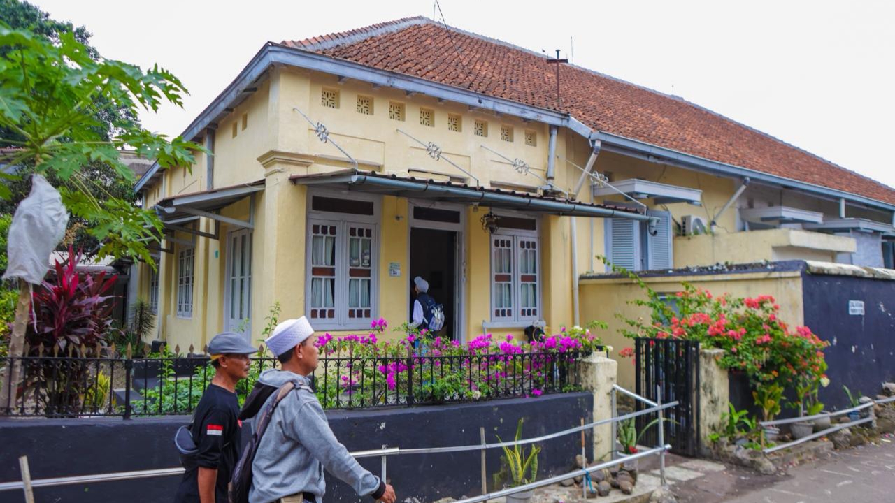 Dedie Rachim dan Japas Telusuri Jejak Sejarah Tirto Adhi Soerjo 