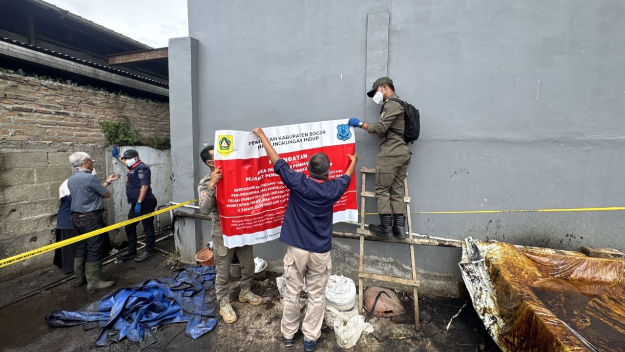 DLH Segel Pabrik di Parungpanjang, Diduga Cemari Lingkungan