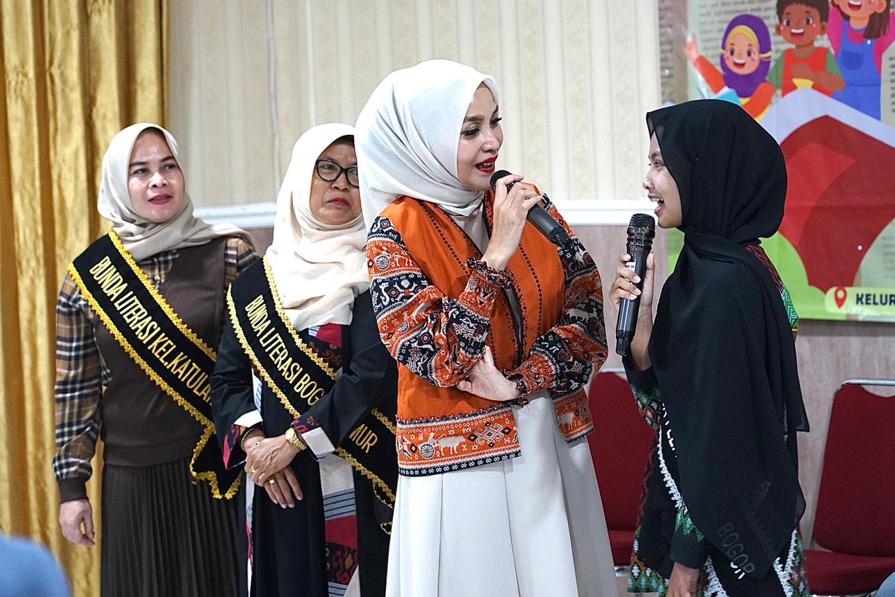Bunda Literasi Ajak Anak dan Orang Tua Gemar Membaca
