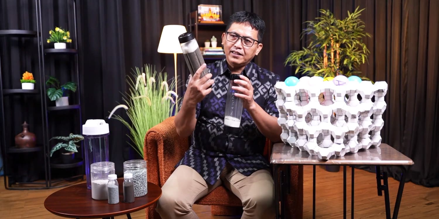 Peneliti IPB University Kembangkan Filter Zeolit Antimikroba untuk Air Minum Unggas