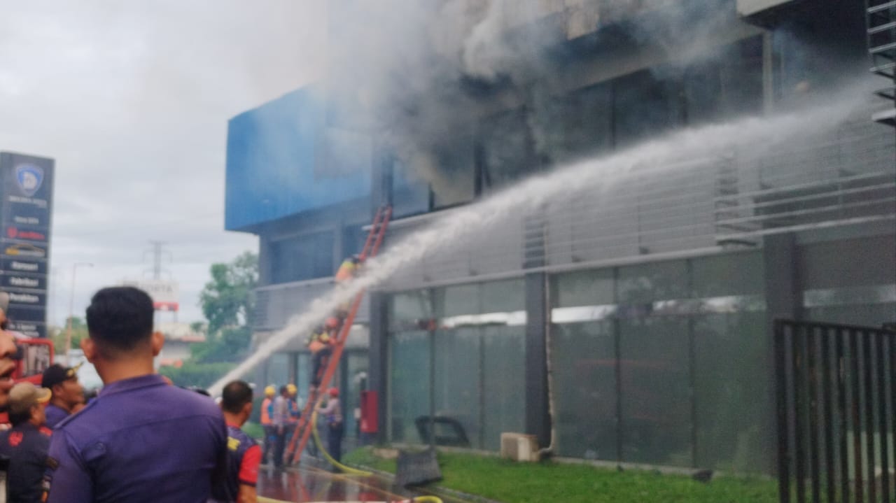 Karoseri Delima Jaya di Kota Bogor Kebakaran, Kerugian Capai Miliaran 