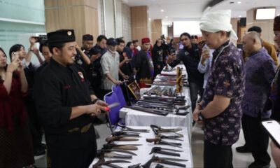 Ratusan Golok Dipamerkan di Universitas Pakuan, Tertua Tahun 800-an