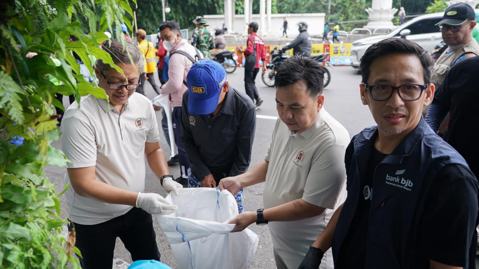 Ketua DPRD Kota Bogor Ikuti Aksi Korve Kebersihan Bersama Menteri LH: Targetkan Hattrick Adipura