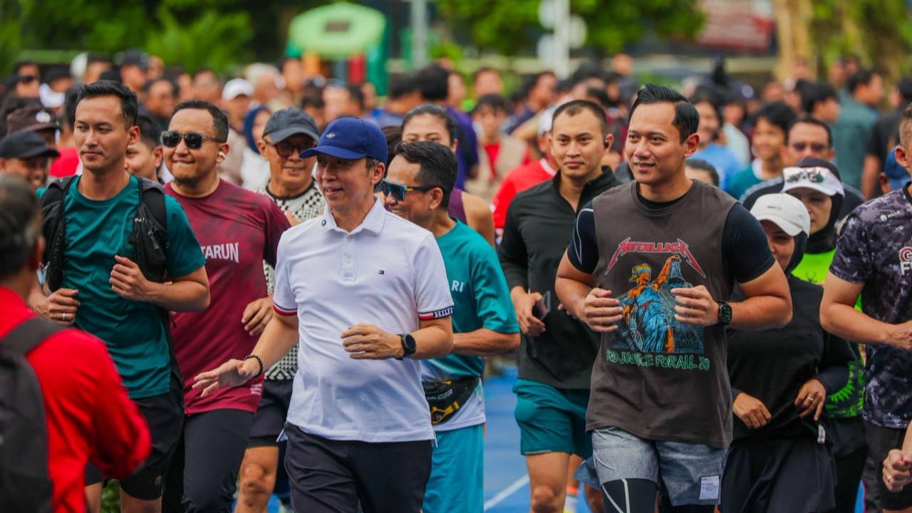 Saat Menteri AHY Ngabuburit di Lapangan Sempur Kota Bogor