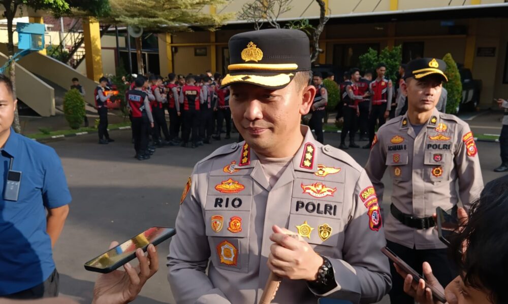 Polresta Bogor Kota Gelar Balap Lari Malam di Alun-Alun, Warga Diajak Ikut