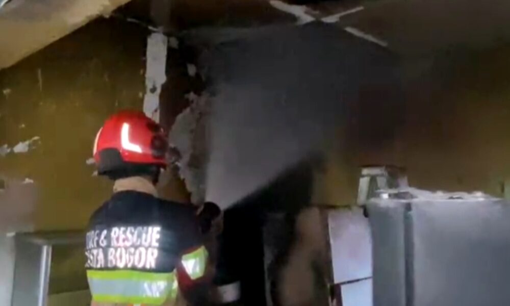 Kebakaran Warung Soto Mie di Mekarwangi, Pemilik Terluka Bakar